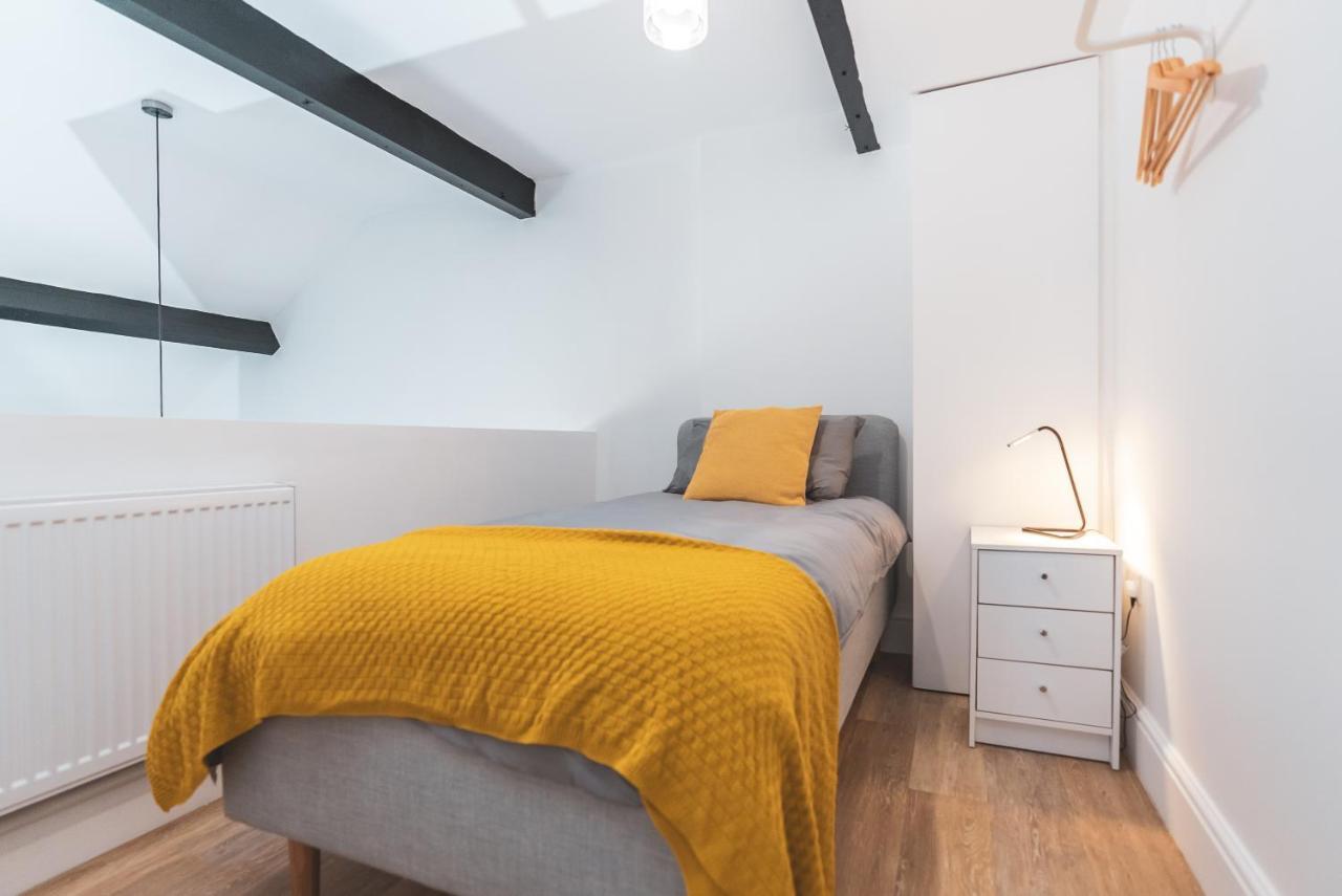 The Old Band Accommodation Higham Ferrers Екстер'єр фото